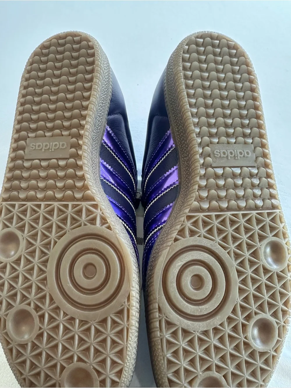 NEW adidas Samba Purple on Purple w/ Gold Trim low cut lace up Sneakers Size 8.5